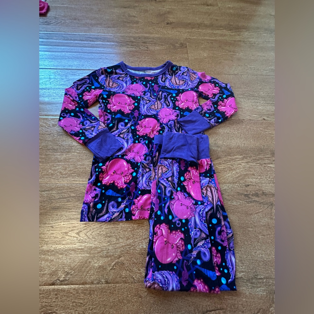 Girls' Purple Octopus Print Matching Pajama Set